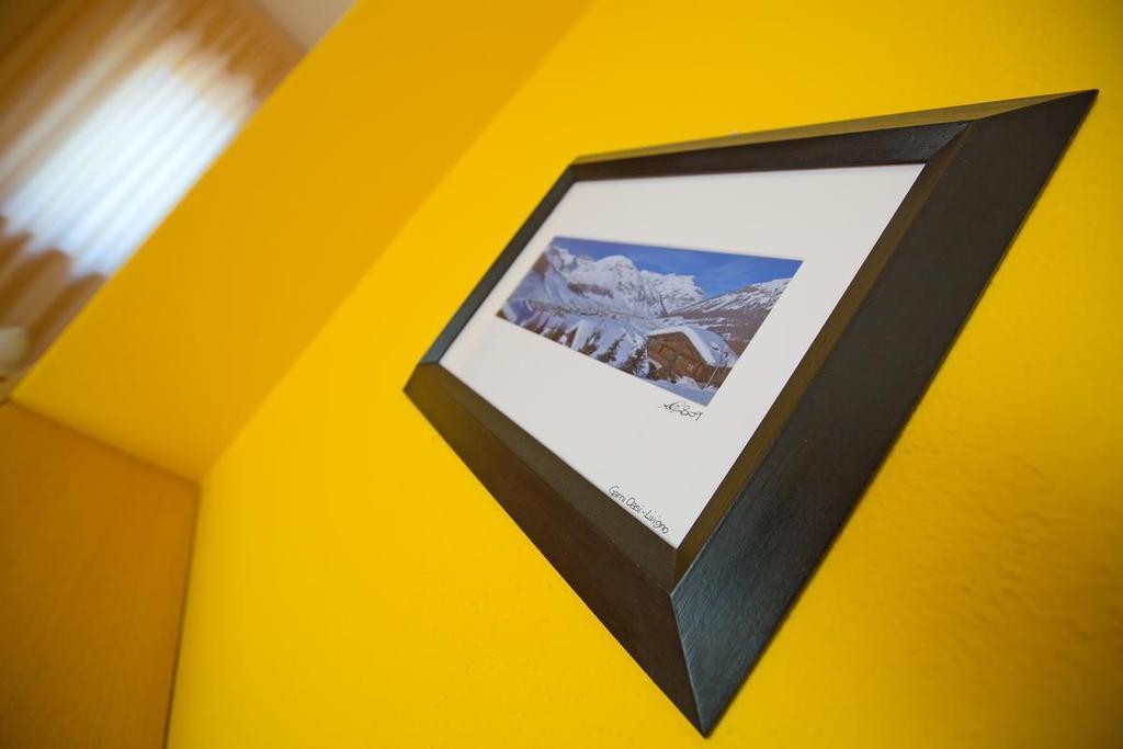 Garni Oasi Hotel Livigno Room photo