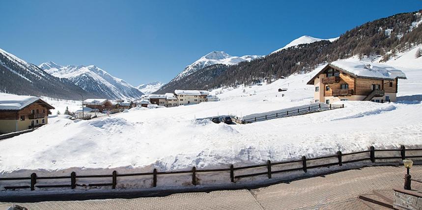Garni Oasi Hotel Livigno Exterior photo