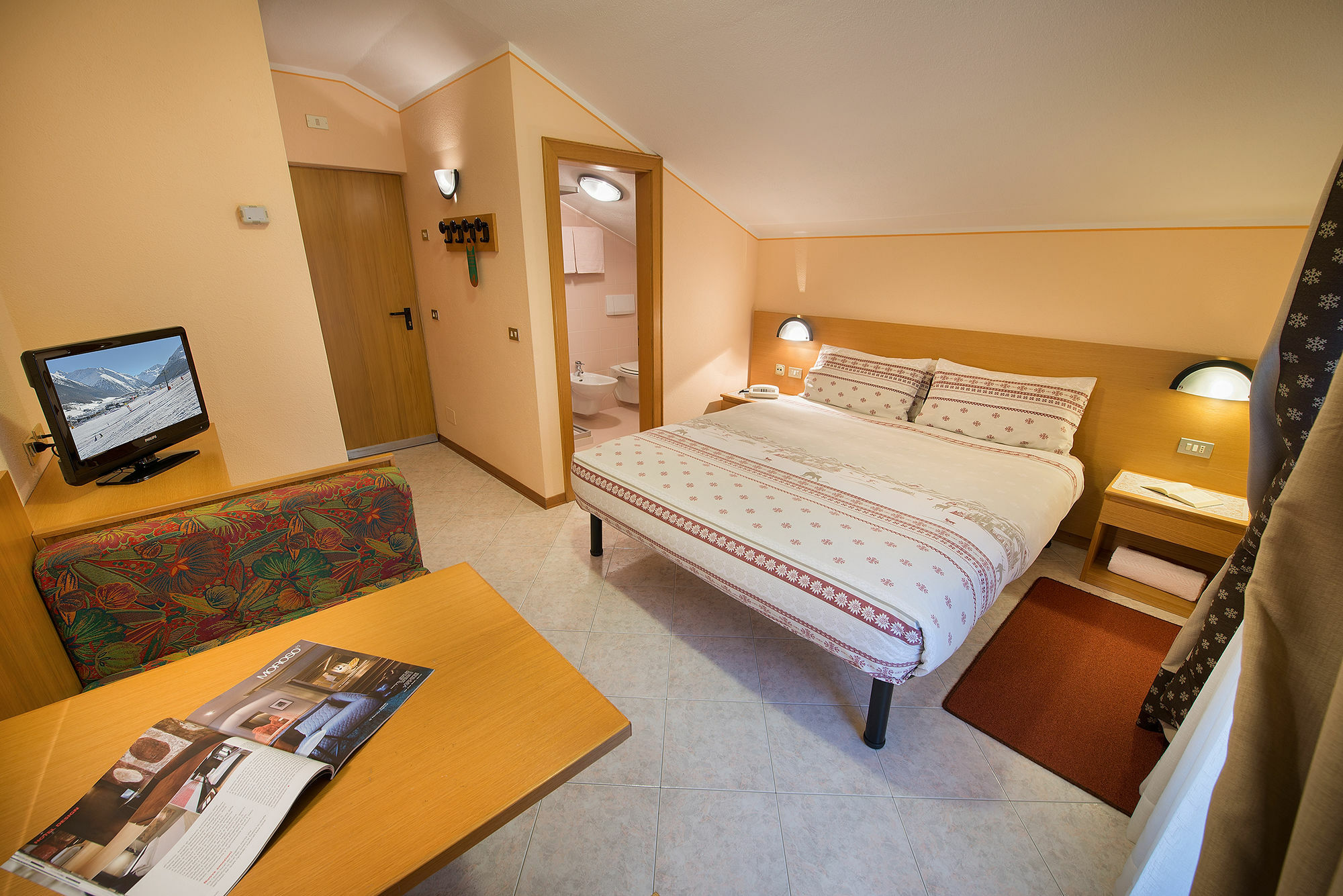Garni Oasi Hotel Livigno Exterior photo